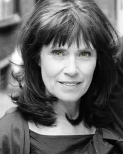 Headshot of Maggie Saunders